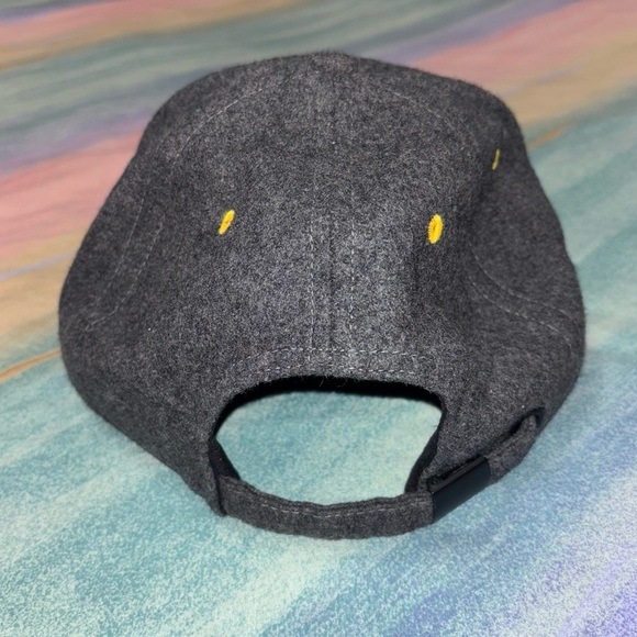 Nike Air Max 90 Winter True Strapback Cap - grey - wool - Picture 4 of 7